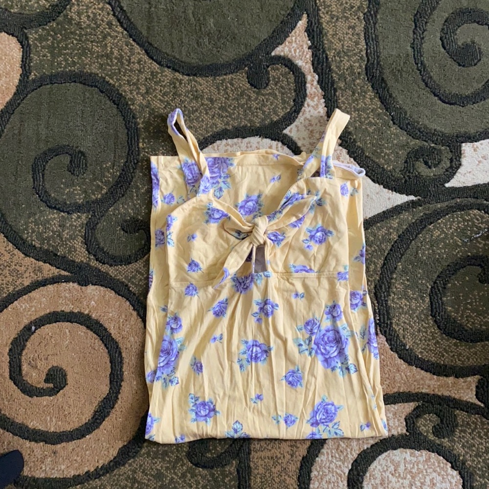 Tight fitted Yellow flower print long dress